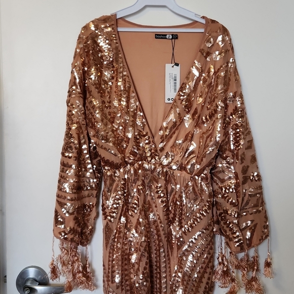 Dress - Picture 1 of 4